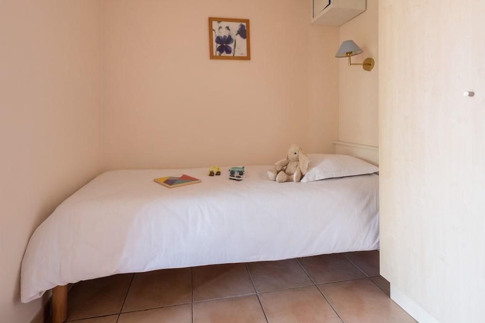 Residence Pierre & Vacances Les Rivages Du Parc Menton Exterior photo