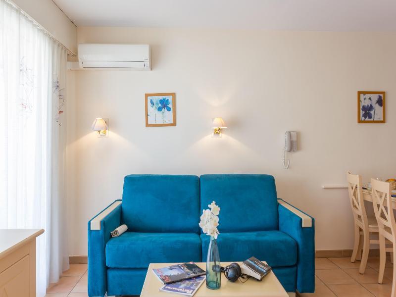 Residence Pierre & Vacances Les Rivages Du Parc Menton Exterior photo