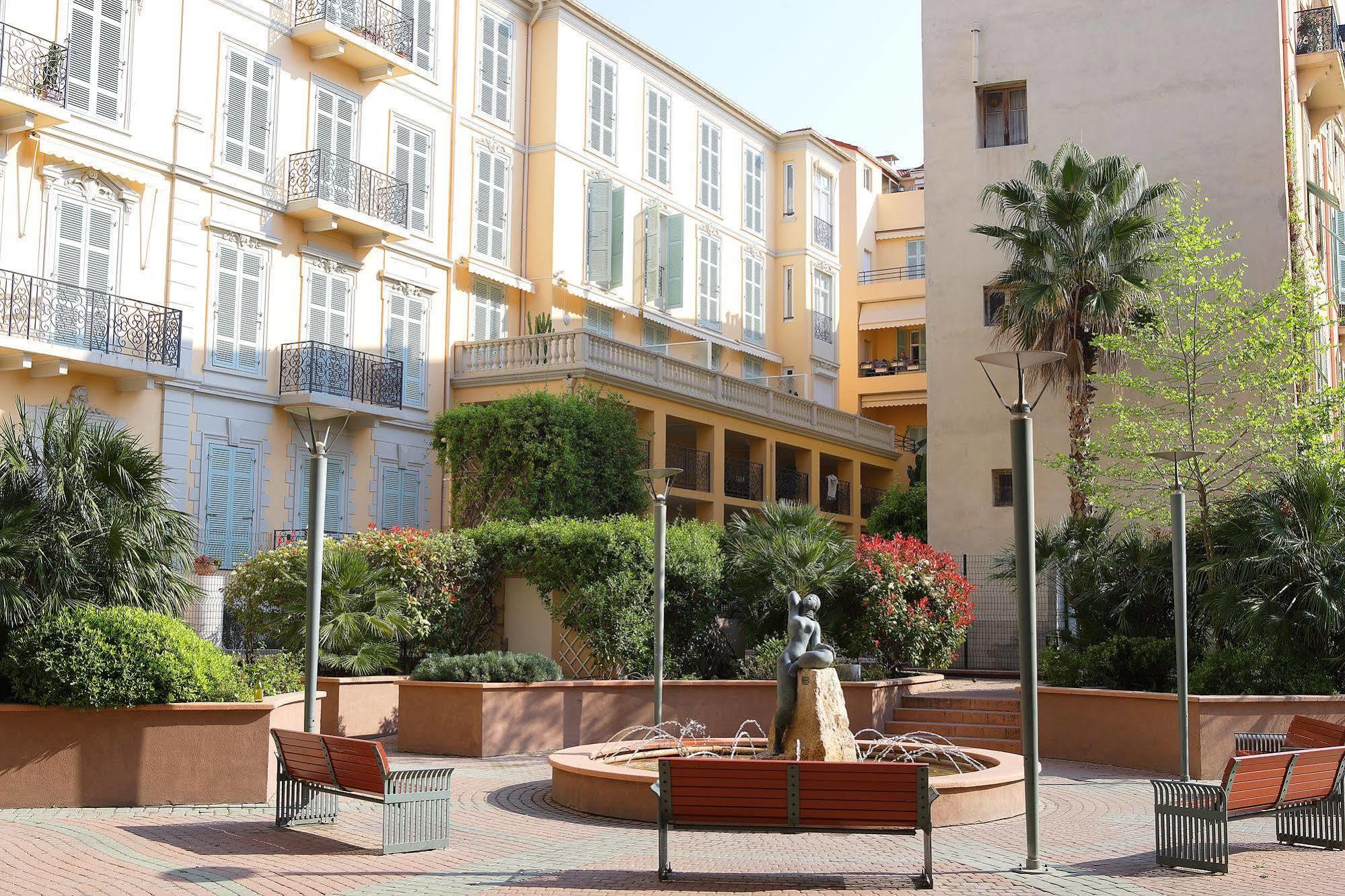 Residence Pierre & Vacances Les Rivages Du Parc Menton Exterior photo